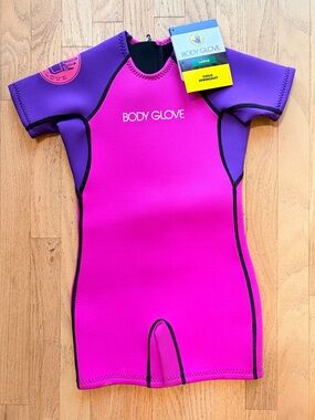 Body Glove NWT Short-Sleeve Swim Suit | Kids Large